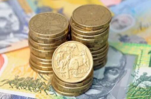 活期年利率怎么算利息？活期利息是按月计算的吗